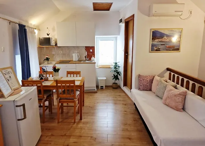 公寓 In The Centre Of 特罗吉尔